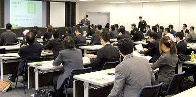 コミュニティ・ミーティング会場の様子